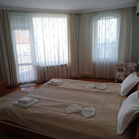 Guest Rooms Deva Burgas Exterior foto