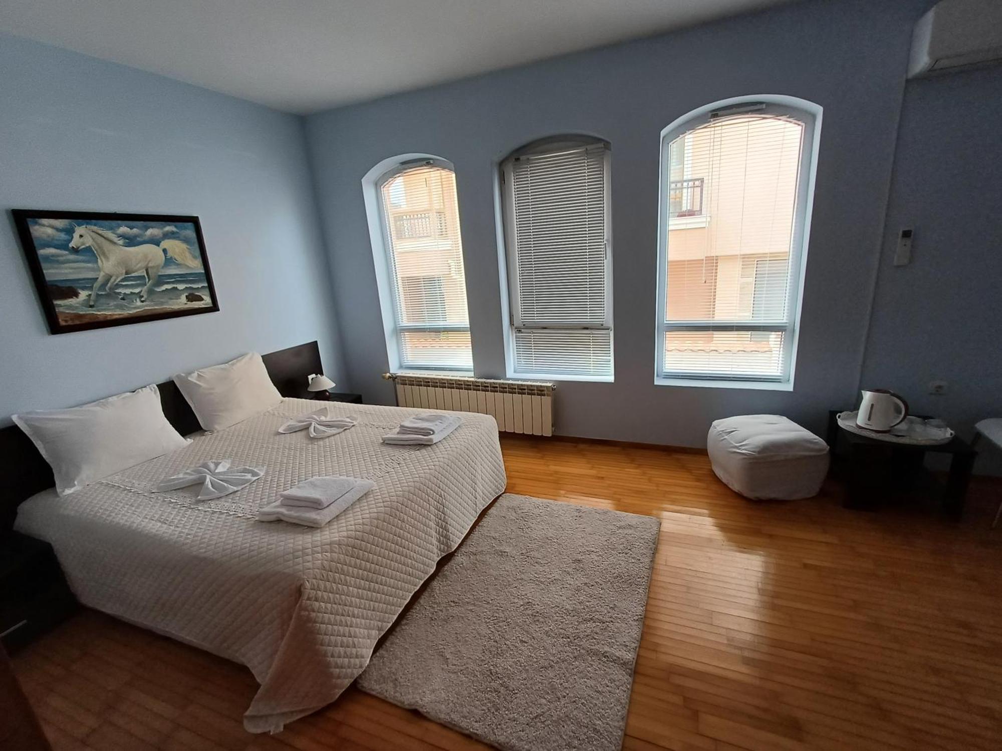 Guest Rooms Deva Burgas Exterior foto
